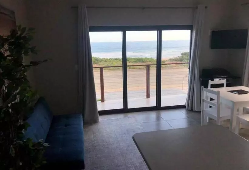 پانسیون White Sands Self Catering Units