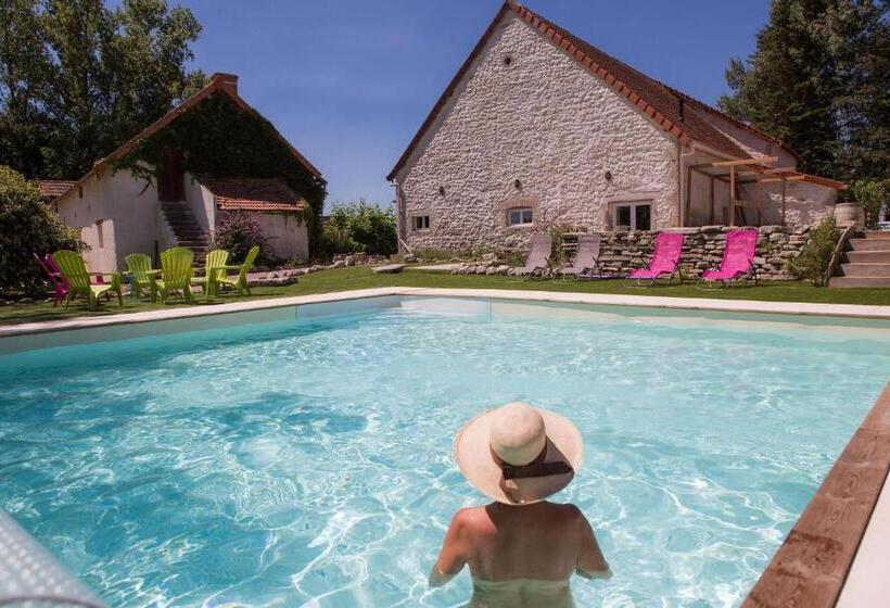 Nocleg ze śniadaniem L Anagramme, Chambres, Table D Hôtes Et Gîte Pour Adultes, Naturistes Ou Non !