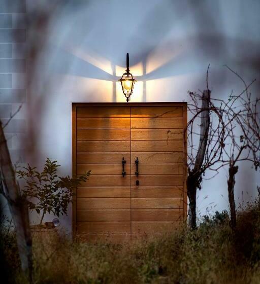 تختخواب و صبحانه Peterc Vineyard Estate