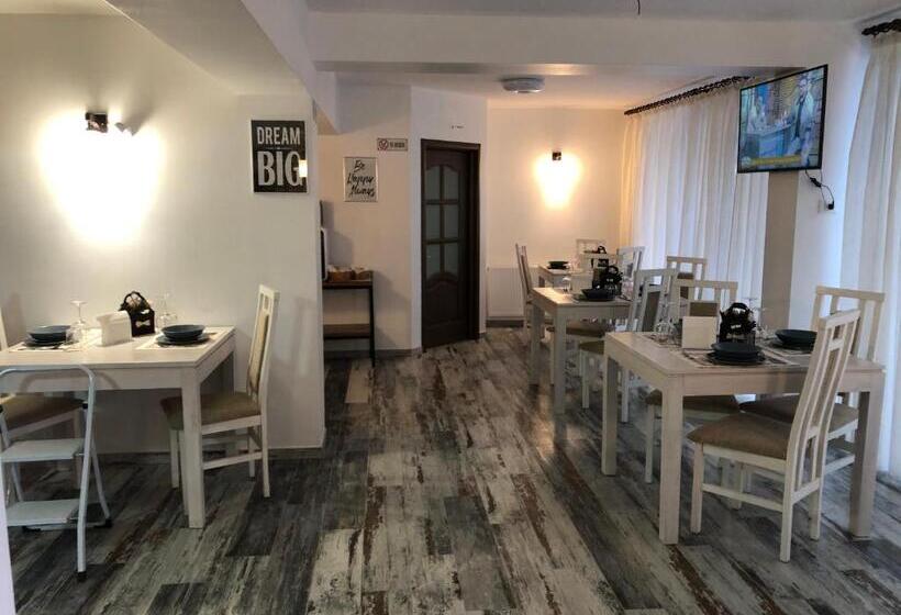 Nocleg ze śniadaniem Vila Loft Cube