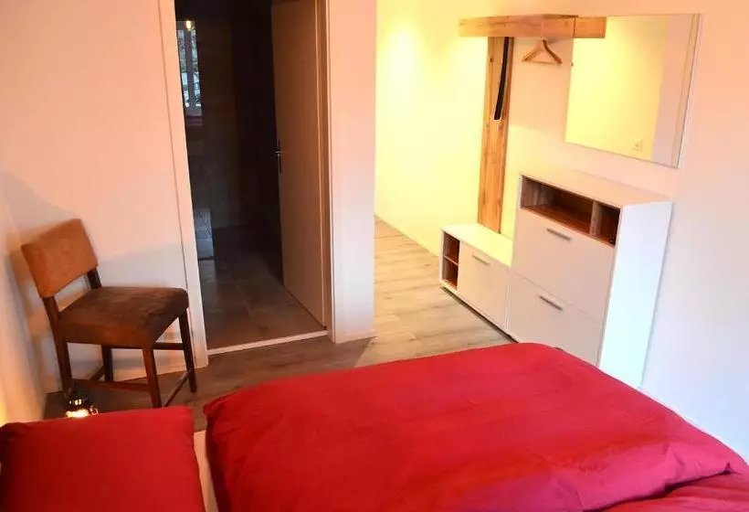 ホテル Guesthouse Meitschi Thun   Contactless Self Check In