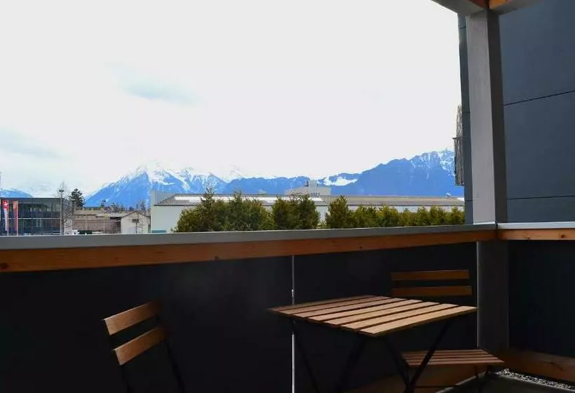 ホテル Guesthouse Meitschi Thun   Contactless Self Check In