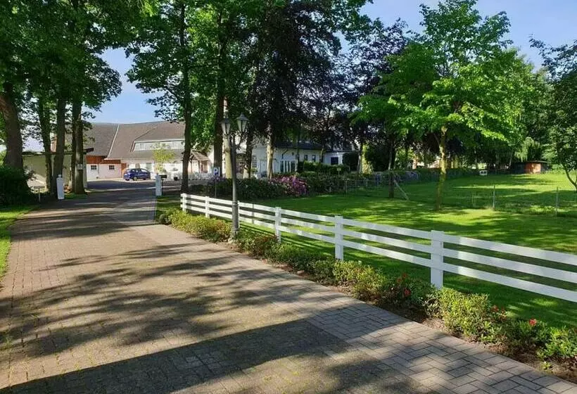 Hotelli Weinhof Groß Mackenstedt