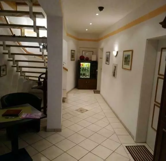 Hotelli Weinhof Groß Mackenstedt