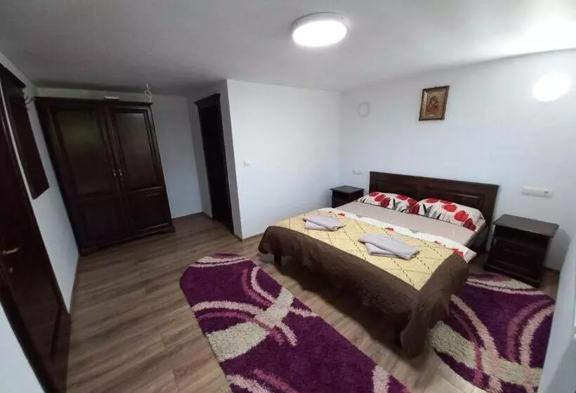 Majatalo Casa De Vacanță Perla Colibitei