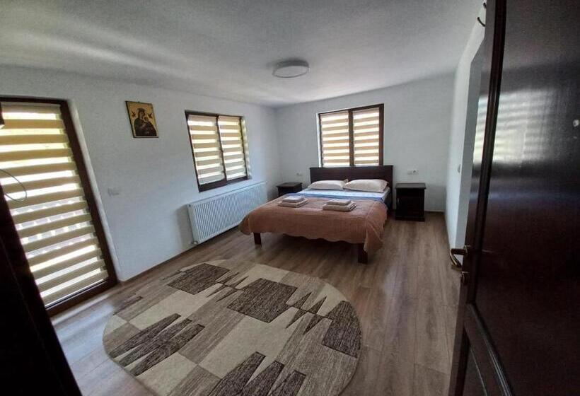 پانسیون Casa De Vacanță Perla Colibitei