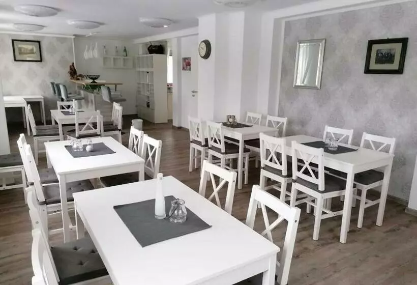 Pension Unikum Waldheim