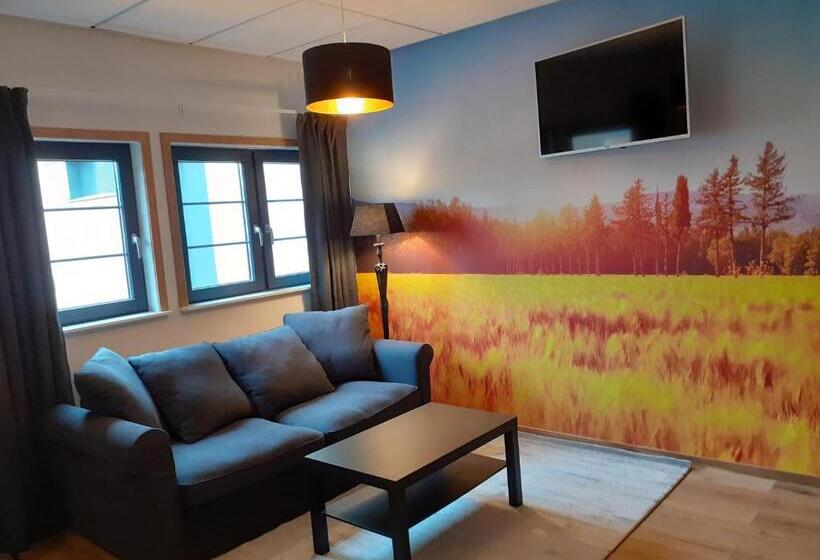 בית מלון כפרי L Greven