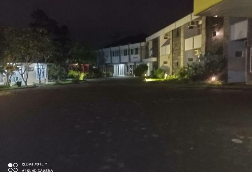 酒店 Wisma Sejahtera