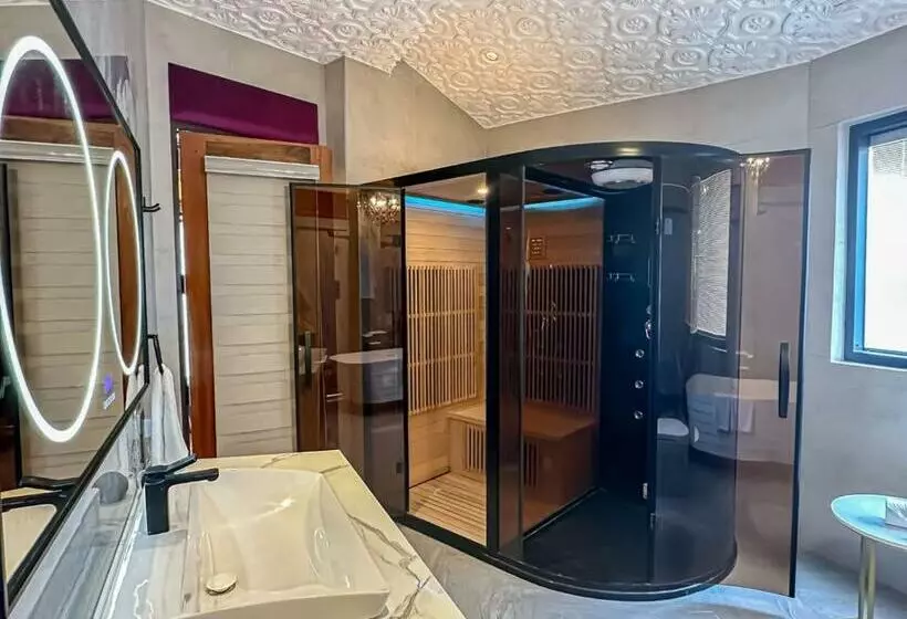 Rancho Bernardo Luxury Villas And Resort