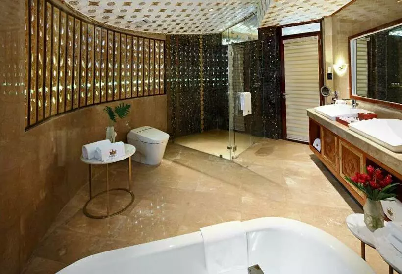 Rancho Bernardo Luxury Villas And Resort