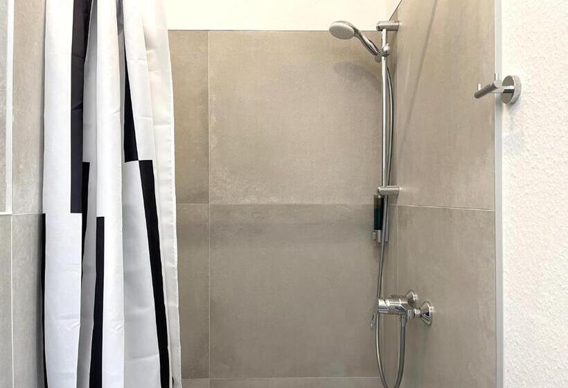 Zentrale Zweibettzimmer Für Monteure I Home2share