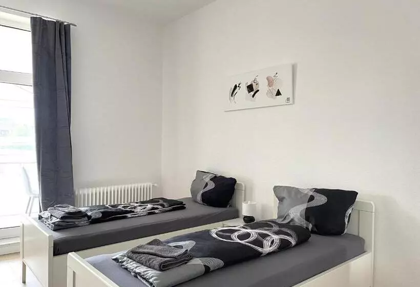 Zentrale Zweibettzimmer Für Monteure I Home2share