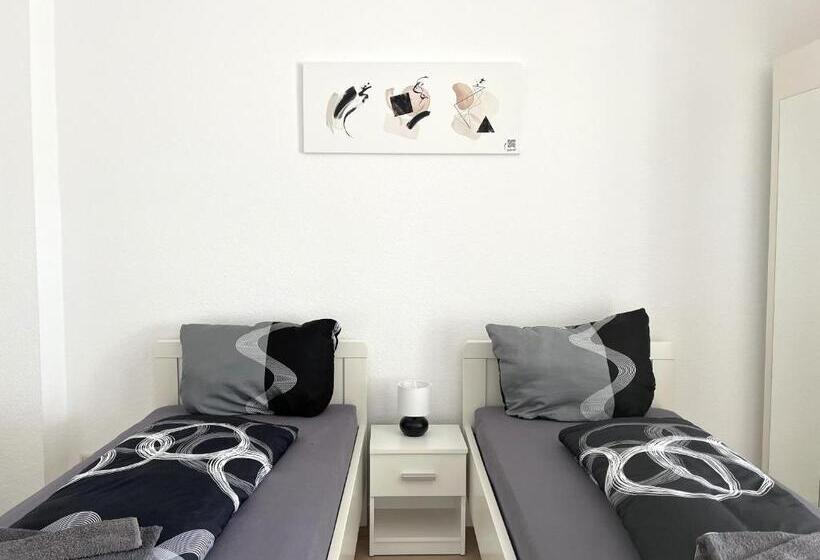 Zentrale Zweibettzimmer Für Monteure I Home2share