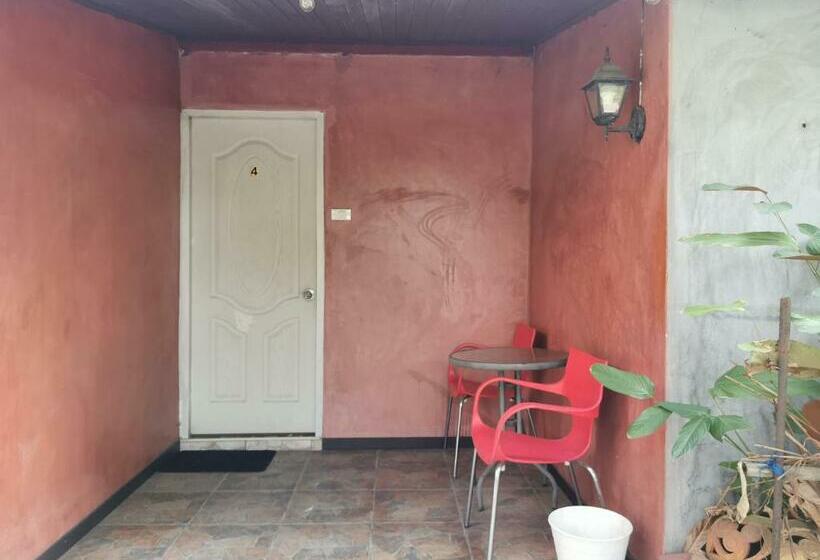 Szálloda Lek Homestay