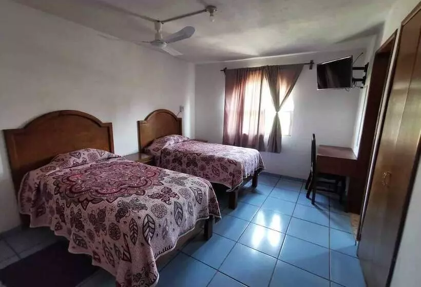 Hotelli Posadas Ocampo Rotamundos