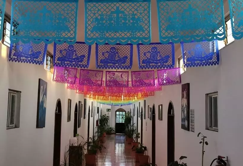 Hotelli Posadas Ocampo Rotamundos