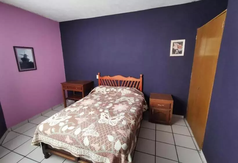 Hotelli Posadas Ocampo Rotamundos