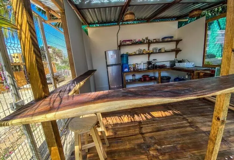 ホテル Shaka House