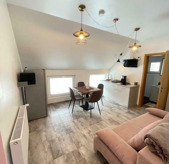 Red Family Apartments