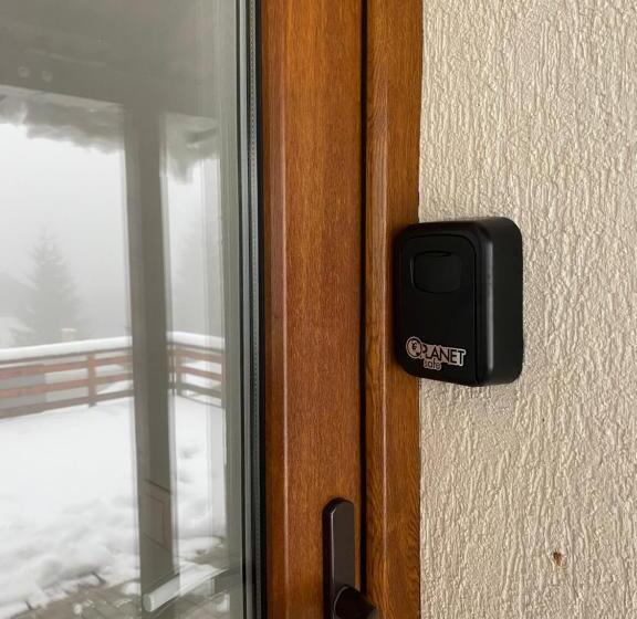 Red Family Apartments