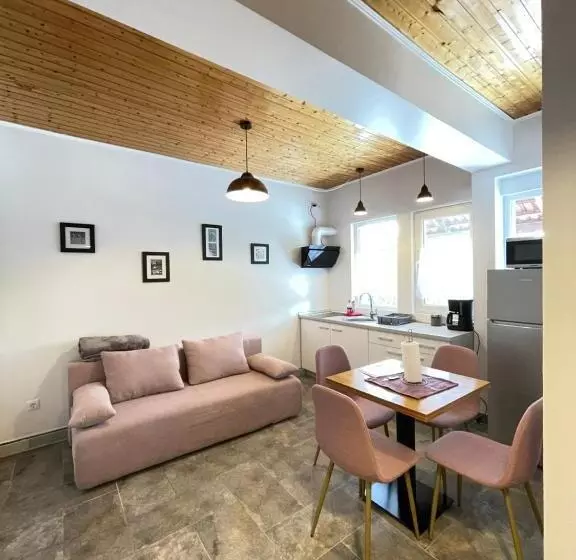 Red Family Apartments