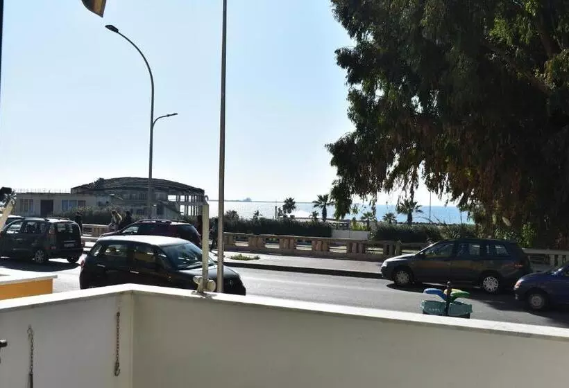 ベッドアンドブレックファースト In Riva Al Mare