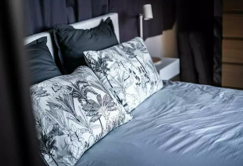 تختخواب و صبحانه Maison M Aix