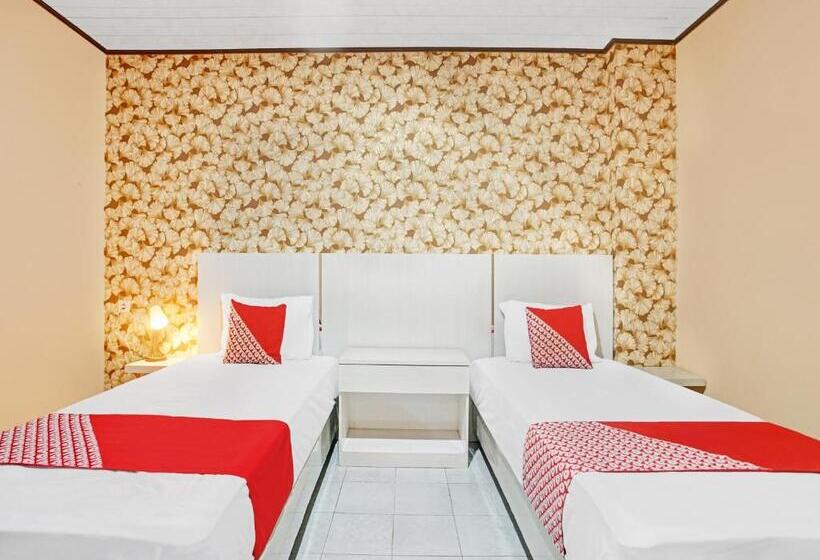 호텔 Oyo 90399 Box House