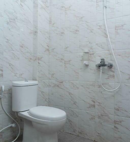 בית מלון כפרי Padma Tangerang