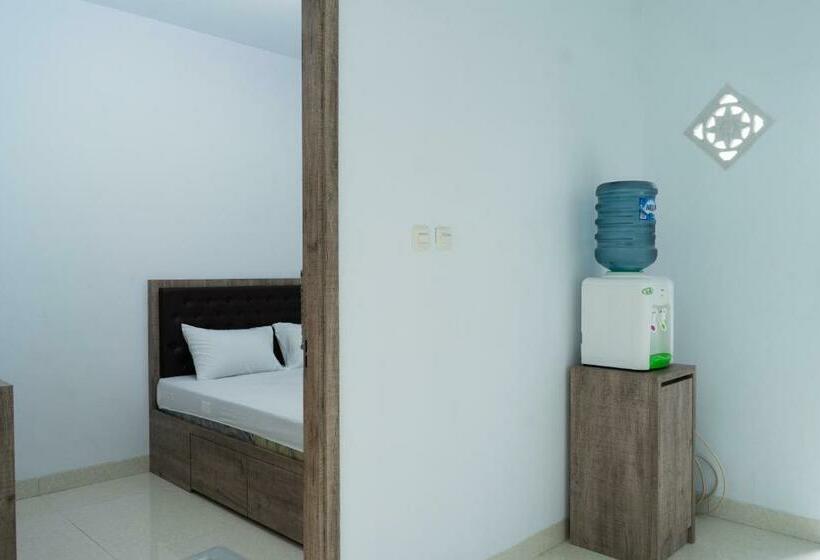 בית מלון כפרי Padma Tangerang