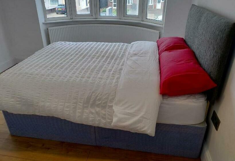 Majatalo 1st Angel Accommodation