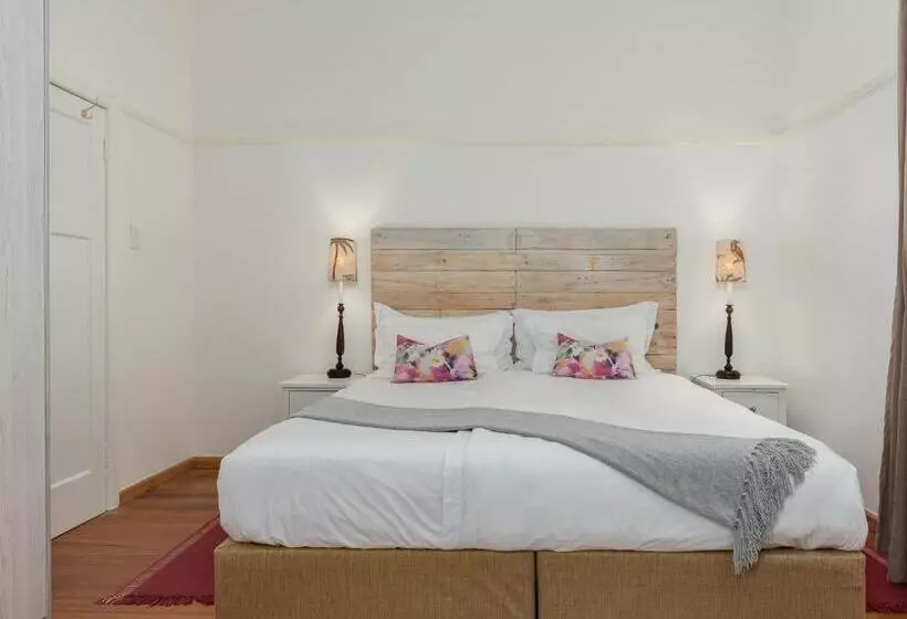 Majatalo Abbotts Hill