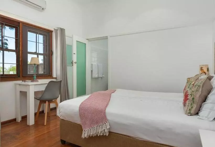 Majatalo Abbotts Hill