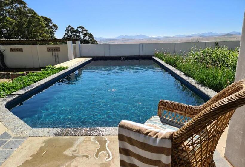 بنسيون Abbotts Hill