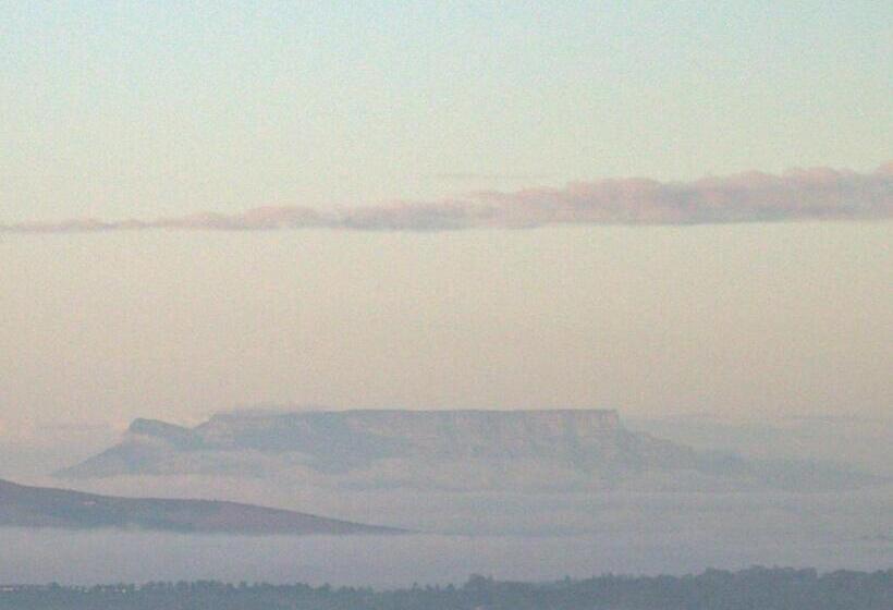 بنسيون Abbotts Hill