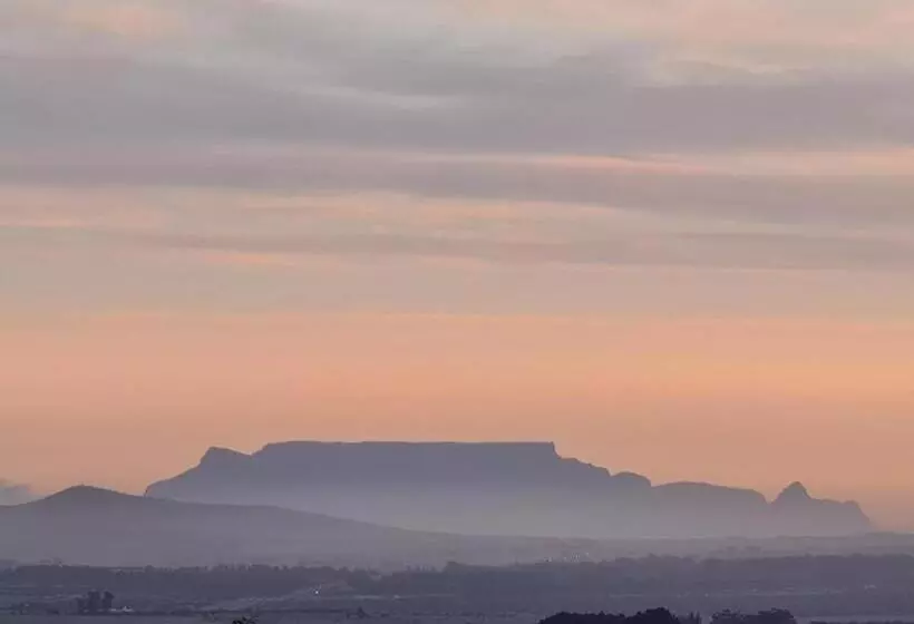 Majatalo Abbotts Hill