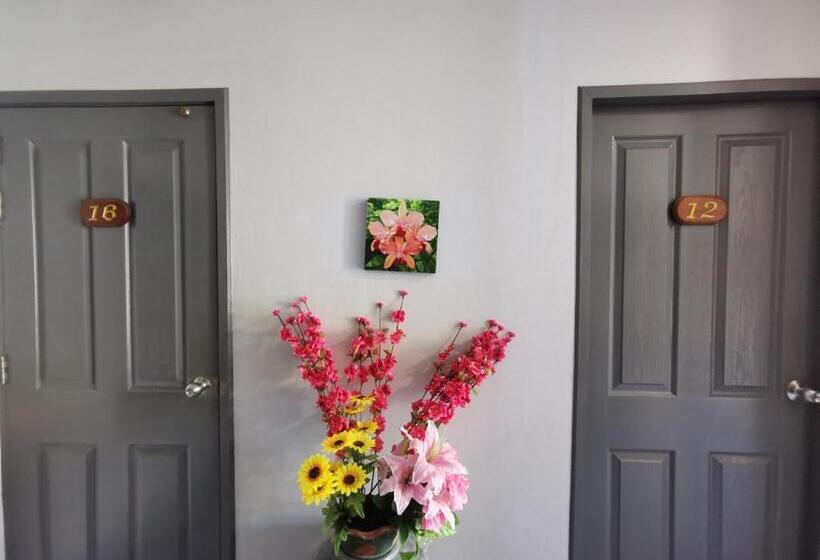 ペンション Samiya Guesthouse