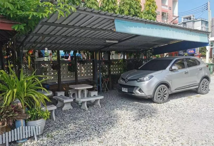 ペンション Samiya Guesthouse