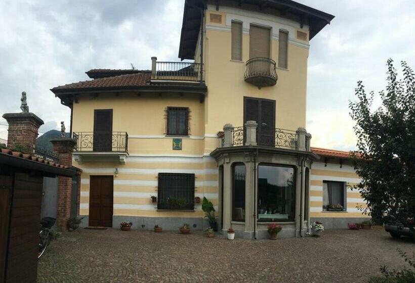 ペンション Elegante Appartamento