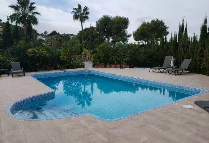 پانسیون Villa  Vista Javea   Home Away From Home