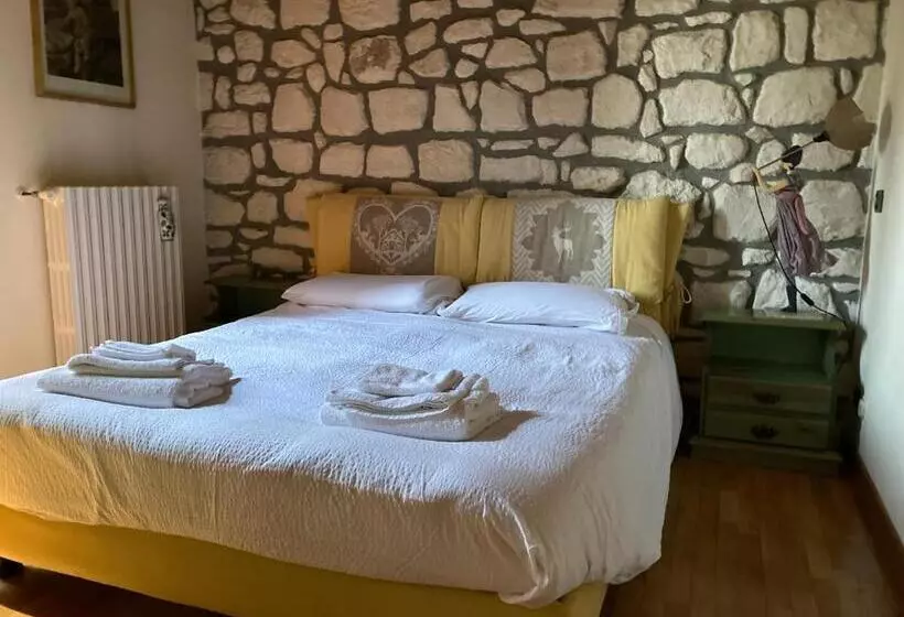 Aamiaismajoitus (B&B) Chalet Mirastelle