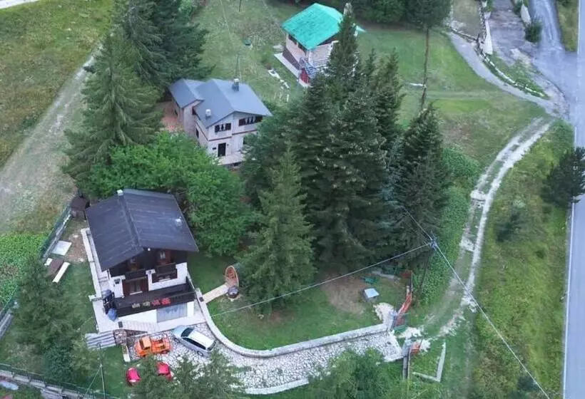 Aamiaismajoitus (B&B) Chalet Mirastelle