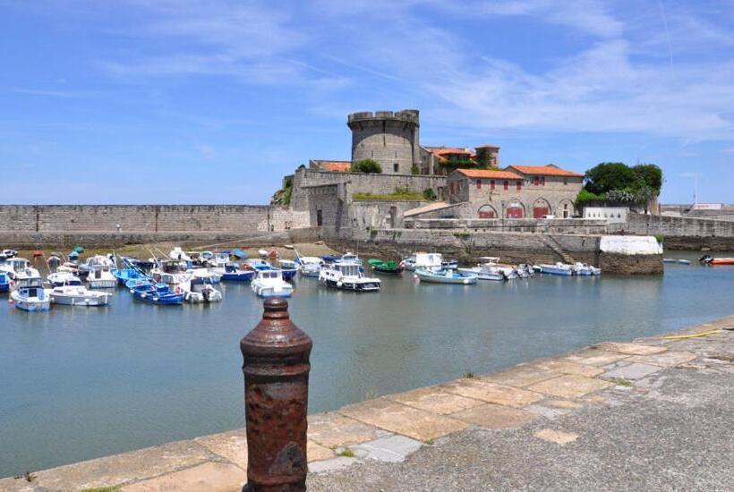 تختخواب و صبحانه L Annexe