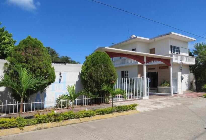 Hotelli Albri By Rotamundos