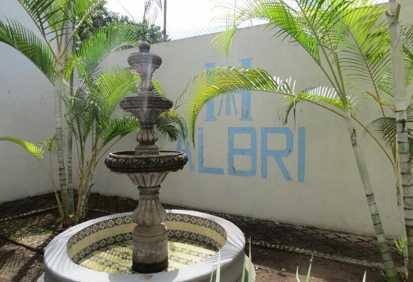 Hotelli Albri By Rotamundos