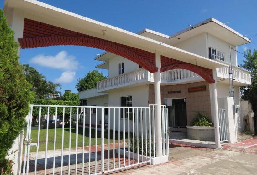 Hotelli Albri By Rotamundos