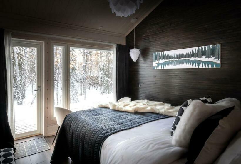 پانسیون Foxfires Mini Boutique