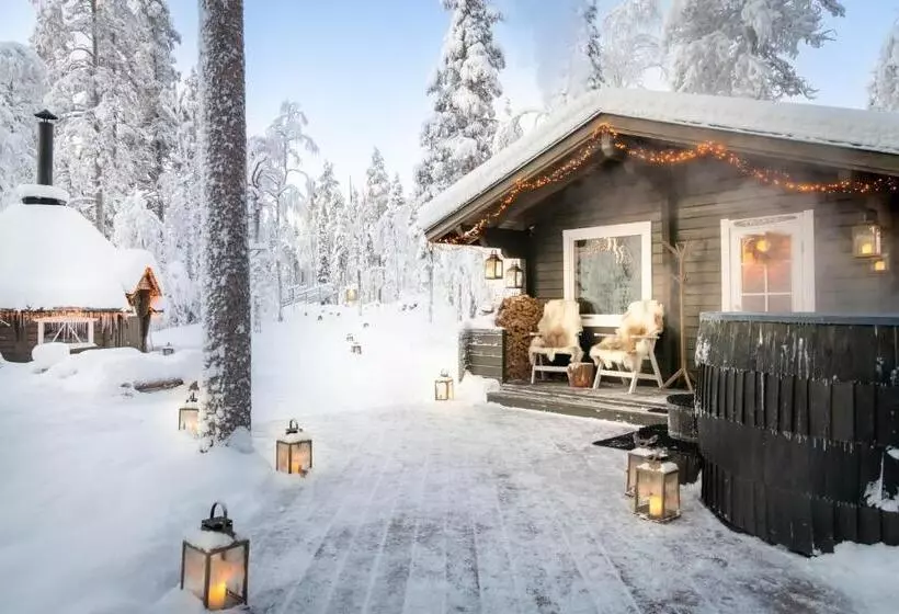 Majatalo Foxfires Mini Boutique