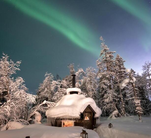 پانسیون Foxfires Mini Boutique